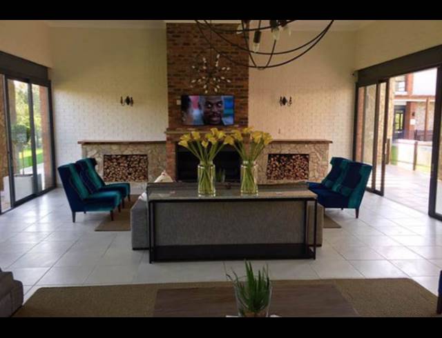 1 BEDROOM APARTMENT FOR SALE IN OLIVEDALE